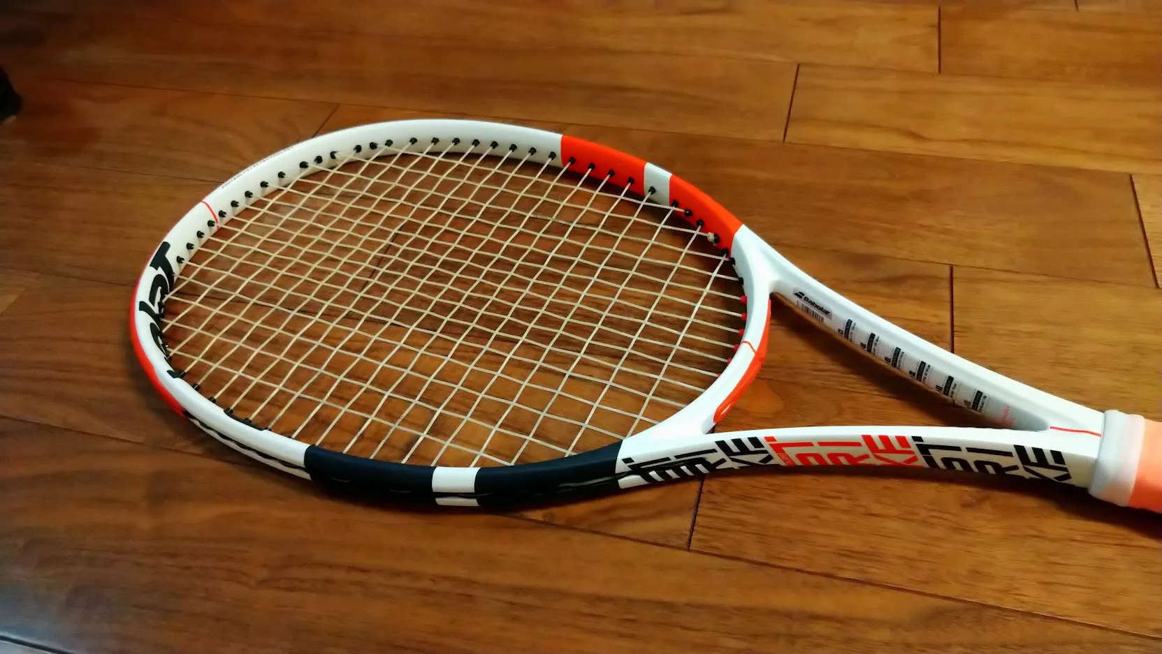 バボラ (Babolat) テニスラケット PURE STRIKE100 (ピュアストライク100) U NC ストリングなし ホワイト レ
