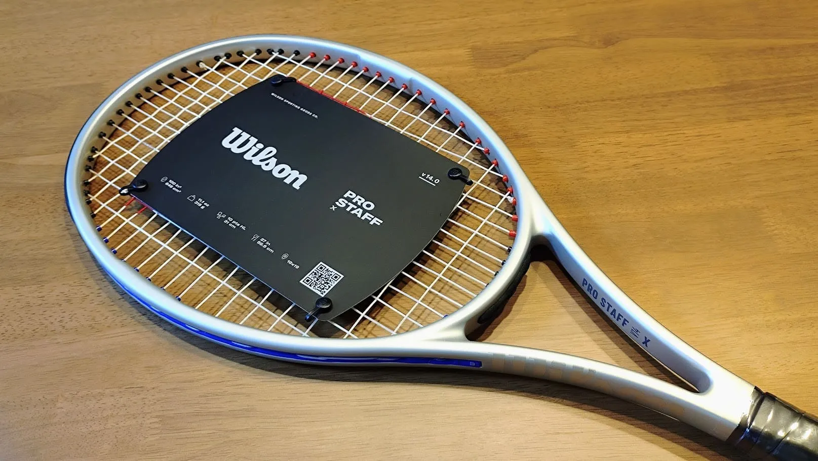 ラケット紹介】LAVER CUP 2023 PRO STAFF X V14／ウイルソン レーバーカップ 2023 プロスタッフX V14／プロスタ限定 モデルは圧倒的な美デザイン | テニスを人一倍楽しむ方法